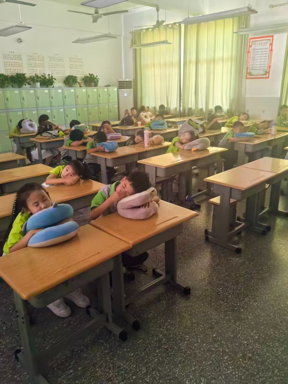 08 图片1.jpg